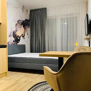 Апартаменты W, Варшава
