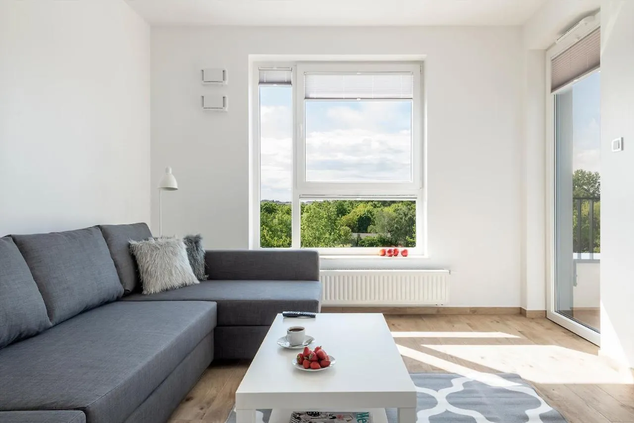 Warsaw - Aparts Wlochy Apartment